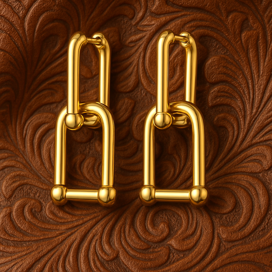 MODERN GEOMETRIC LINK STATEMENT EARRINGS